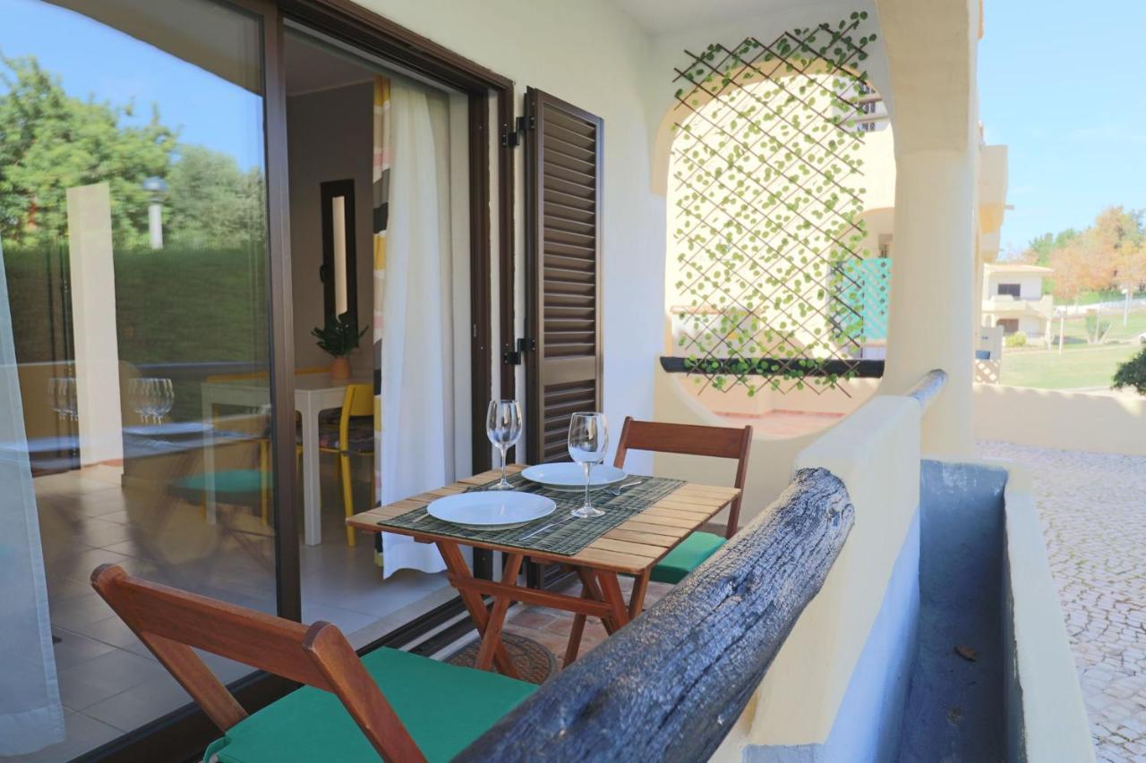 Lovelystay - Cozy 1Br Flat In Alvor With Ac And Balcony Exterior photo